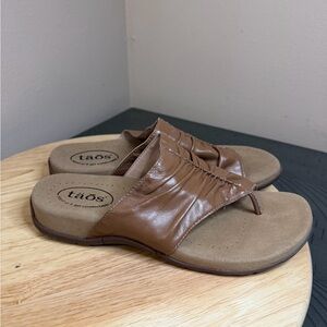 Taos women’s gift 2 sandals